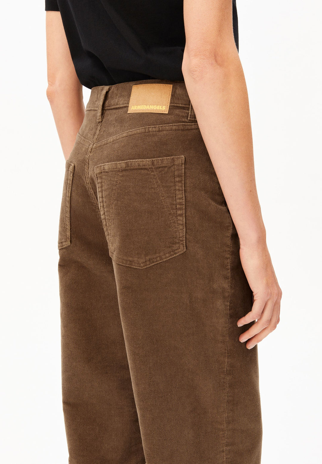 Hose Cord ENIJAA CORDUROY PANT Amberwood – ARMEDANGELS – Zweiblatt 4