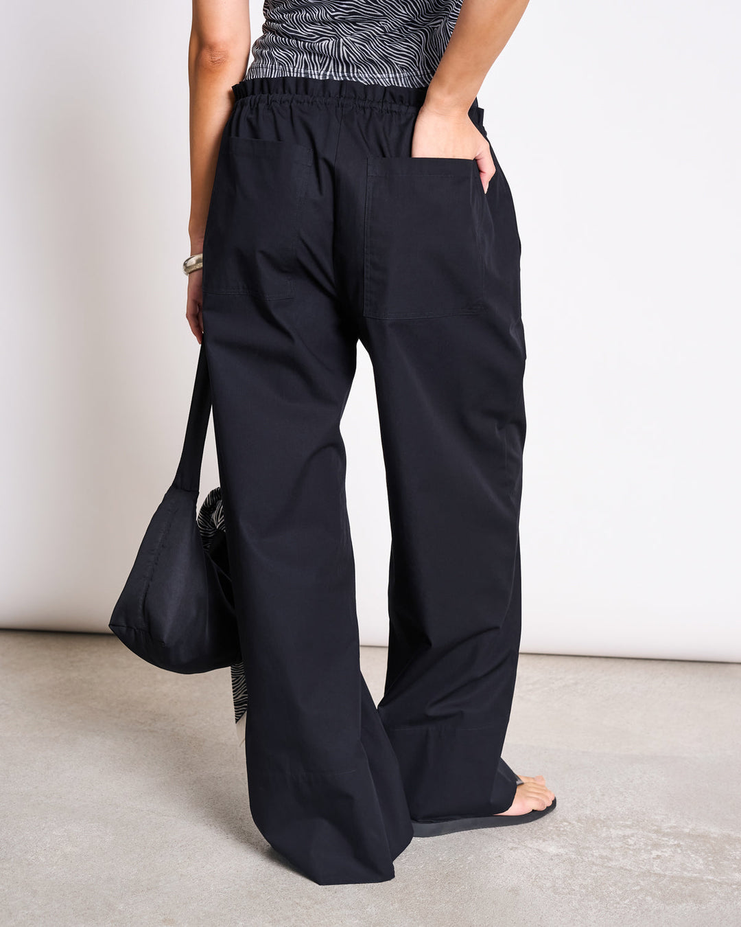 Hose Drawstring Wide Pants Kiva Black – JAN 'N JUNE – Zweiblatt 4