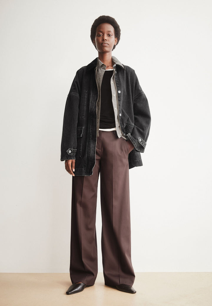 Hose LEANDRAA Wide Leg Claystone von Armedangels Styling-Look