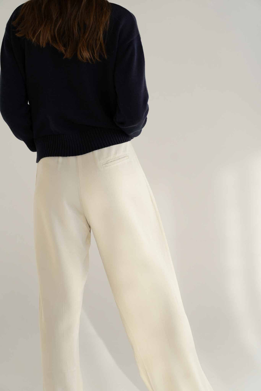 Hose Mara Tencel Trousers Pearl – NÄZ – Zweiblatt 3