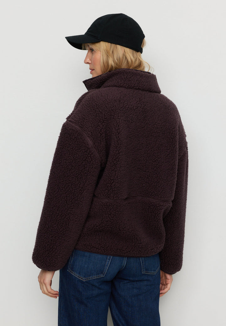 Jacke FORTUNELLA Dark Grape von recolution, Model von hinten