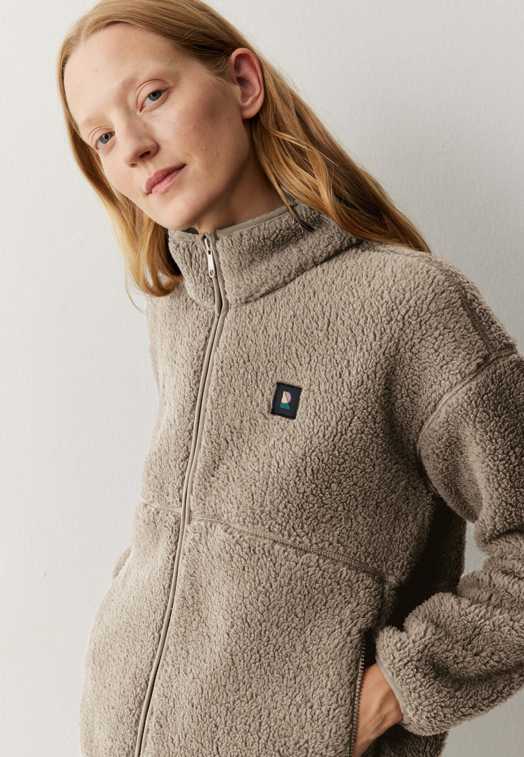Jacke FORTUNELLA Hazel Brown von recolution, Model, Detail