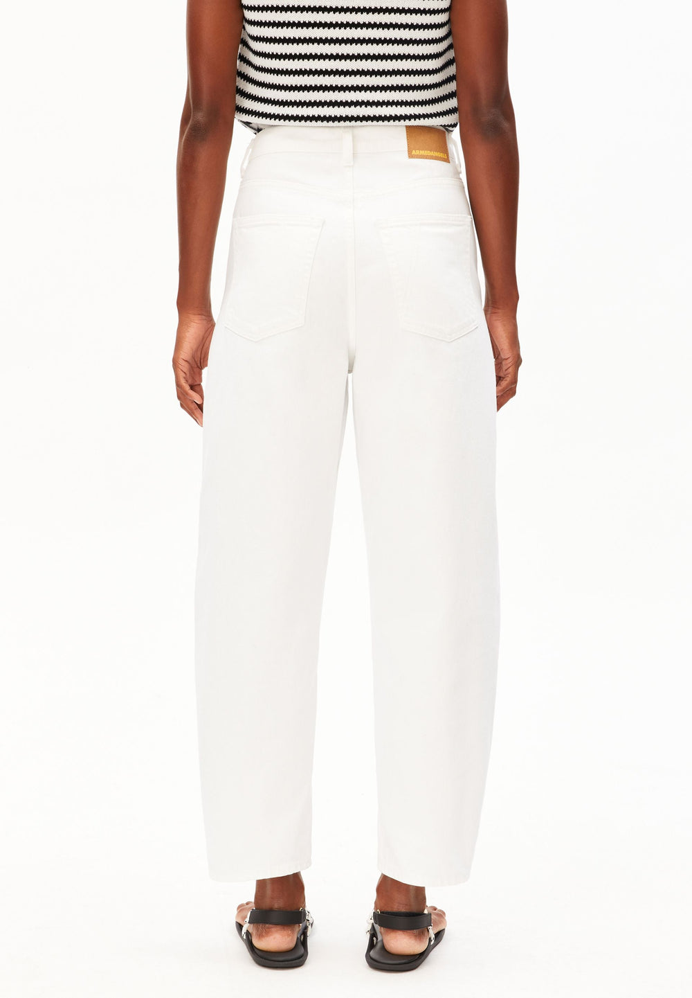Jeans BAARLY HIGH WAIST BARREL White – ArmedAngels – Zweiblatt 2