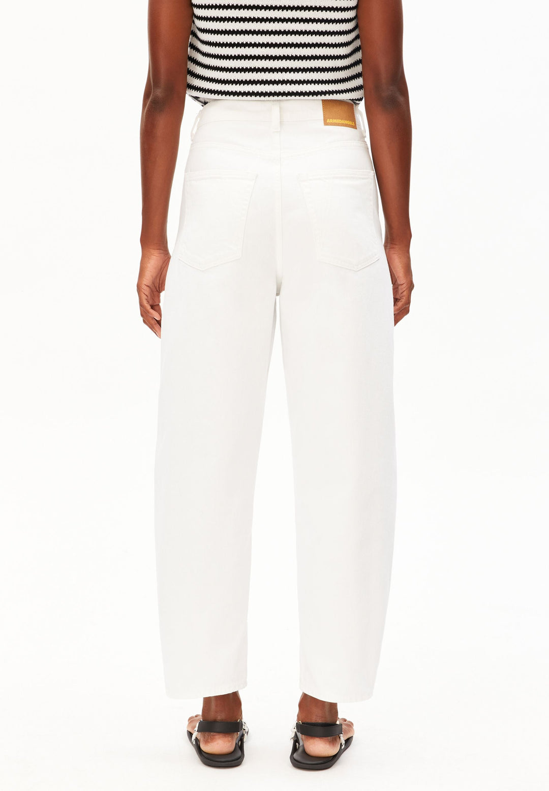 Jeans BAARLY HIGH WAIST BARREL White – ArmedAngels – Zweiblatt 2
