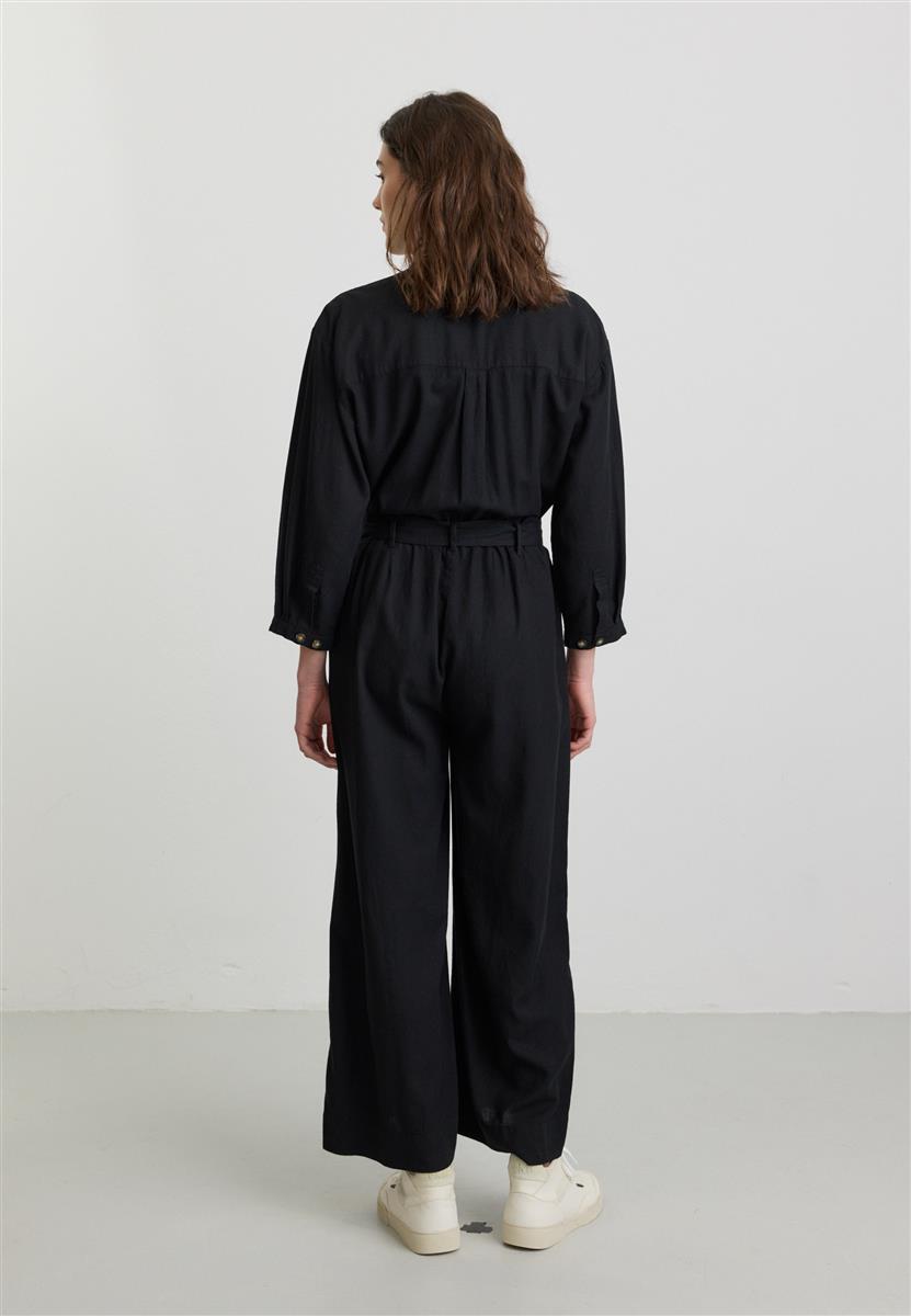 Jumpsuit Filaree Schwarz von recolution, Seitenansicht