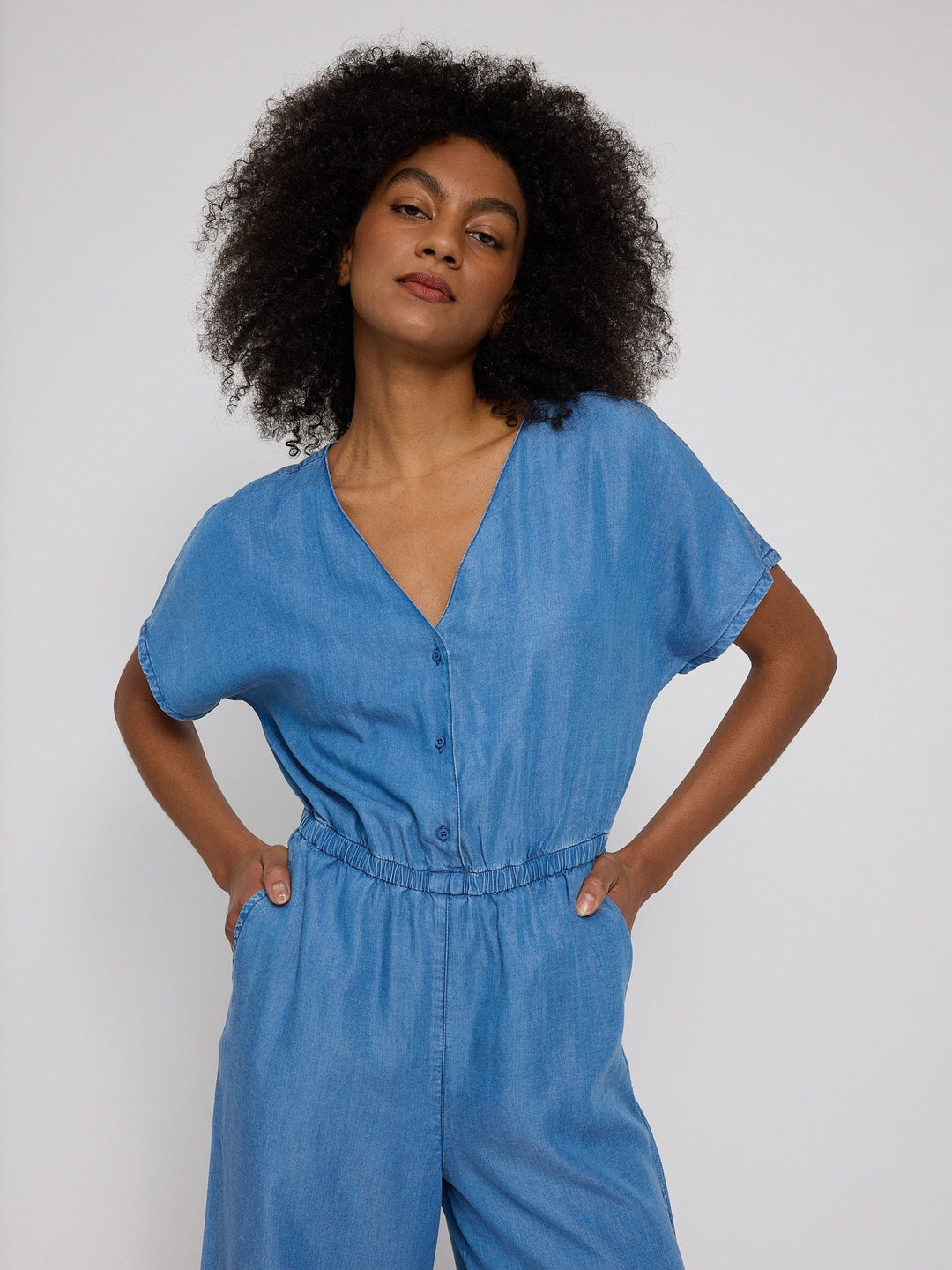 Jumpsuit Wide Leg Tencel Dark Blue Wash von Mazine Detail Taille