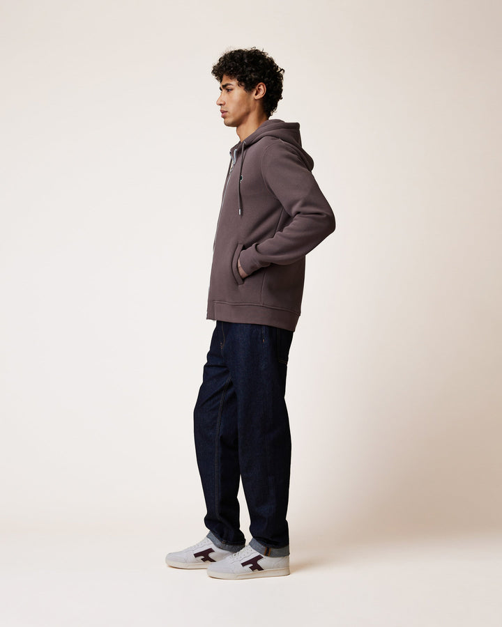 Kapuzen-Sweatjacke Mesnil Grauviolett von Faguo am Model