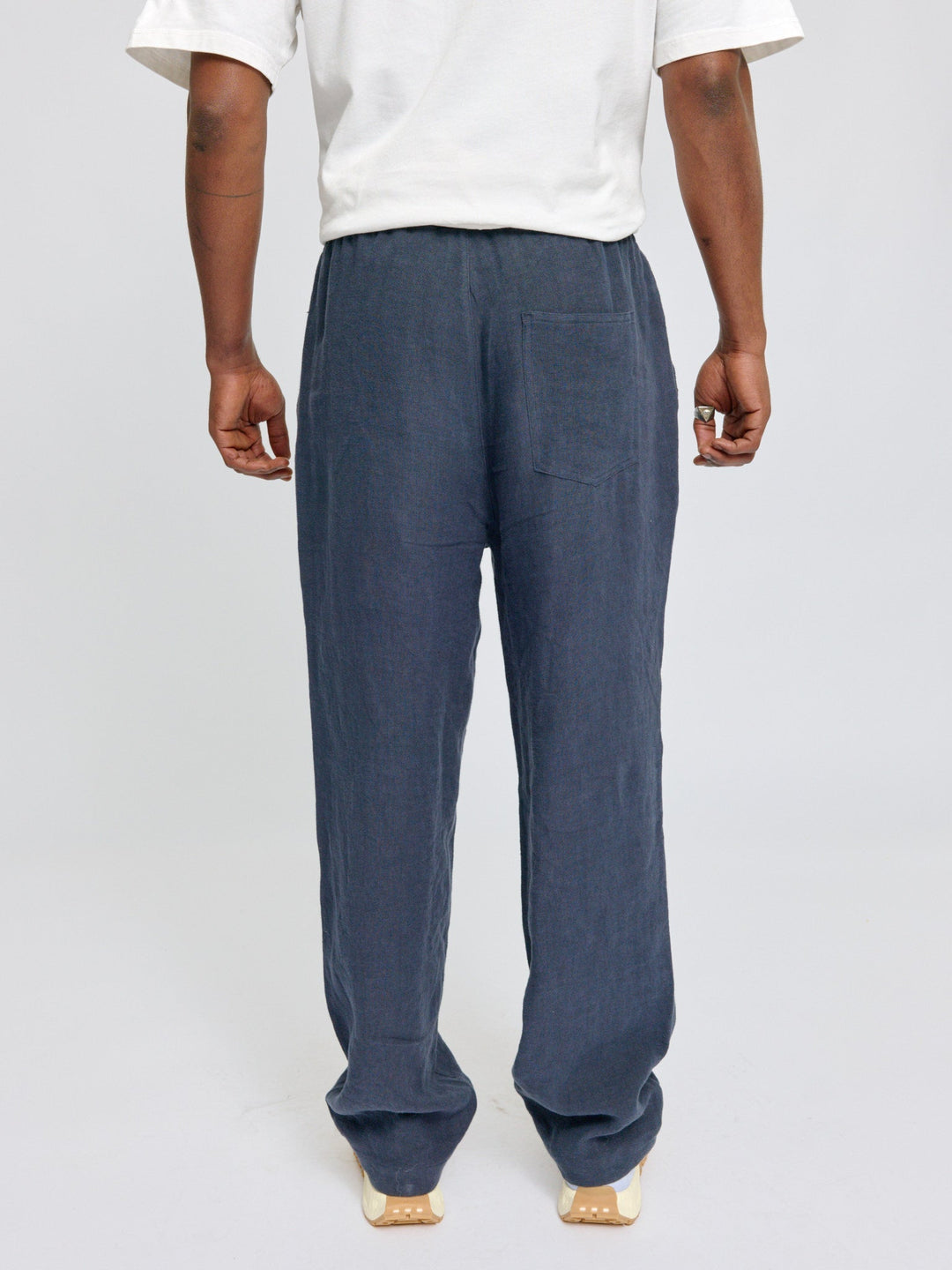 Leinenhose Pull-On Ink Blue von Mazine Rückansicht