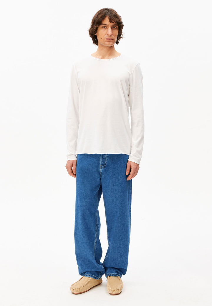Longsleeve JAAMES BRUSHED in Weiss von ARMEDANGELS, Nahaufnahme