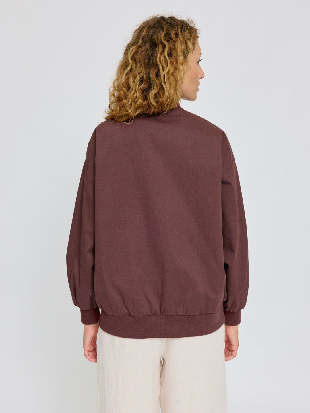 Loose Fit Cotton Bomber Dark Chocolate von Mazine Rückansicht