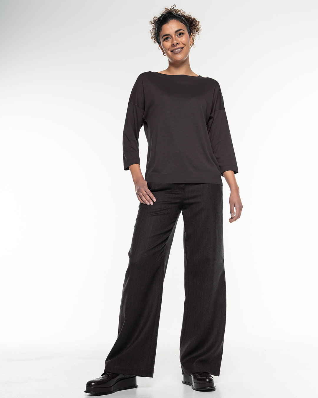 Luxury Shirt Raven von Alma & Lovis Ansicht 8