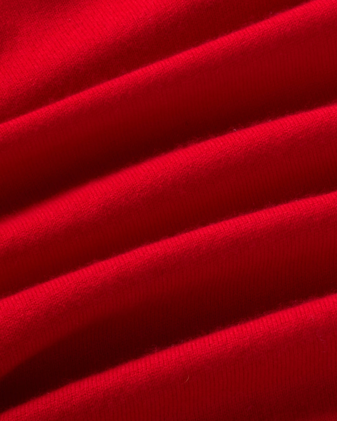 Merinopullover Khalida Brown Red Thinking MU, Detail roter Merino-Strick
