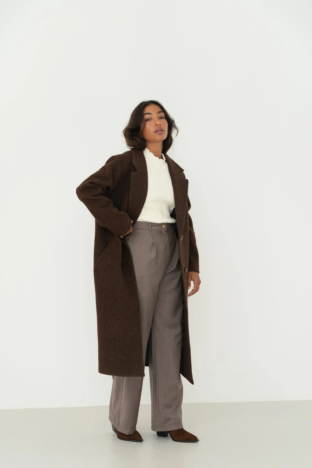 Noah Wool Overcoat Brown von Näz 3