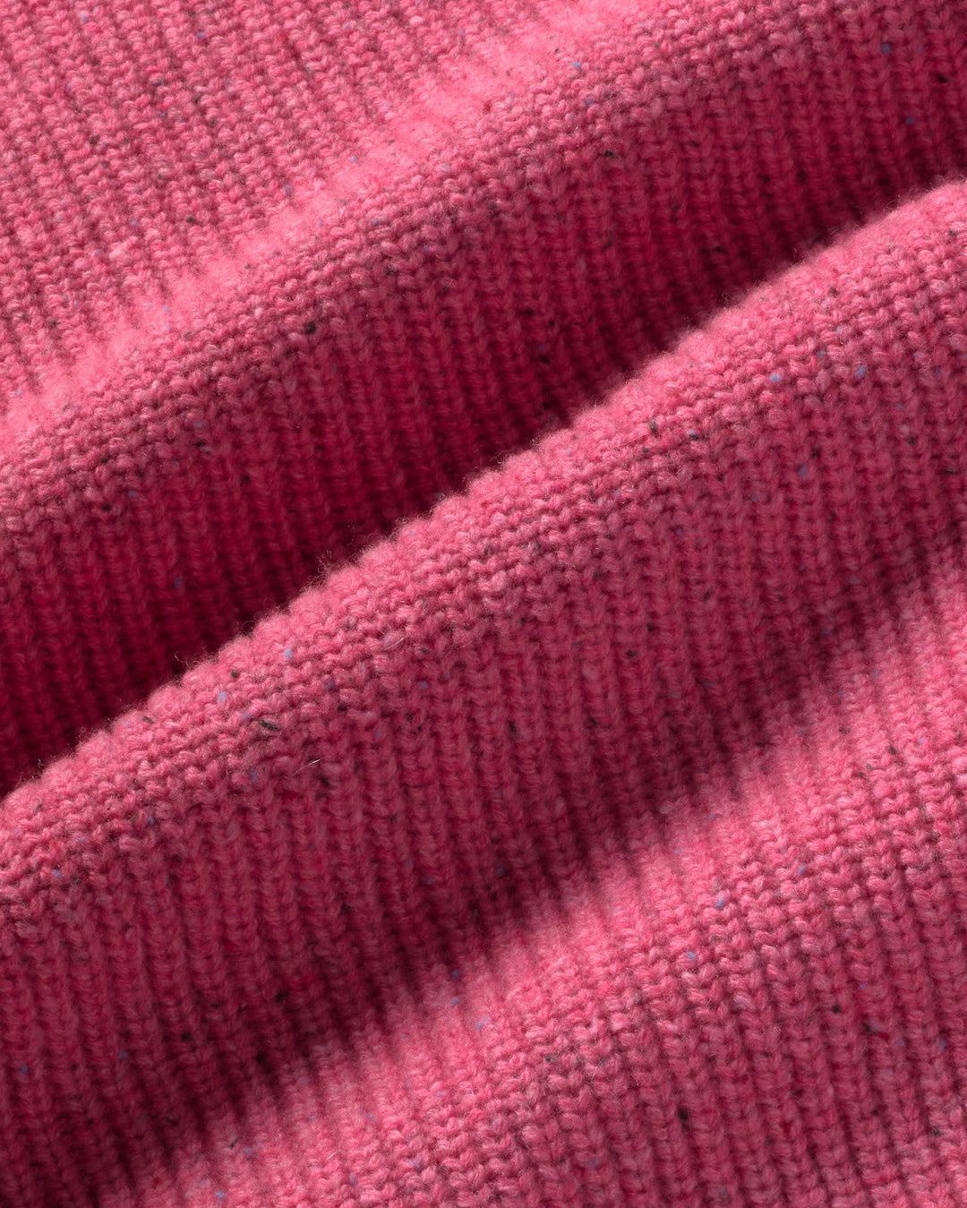 Pullover Carmen Pink von Thinking MU, Strickstruktur Nahaufnahme