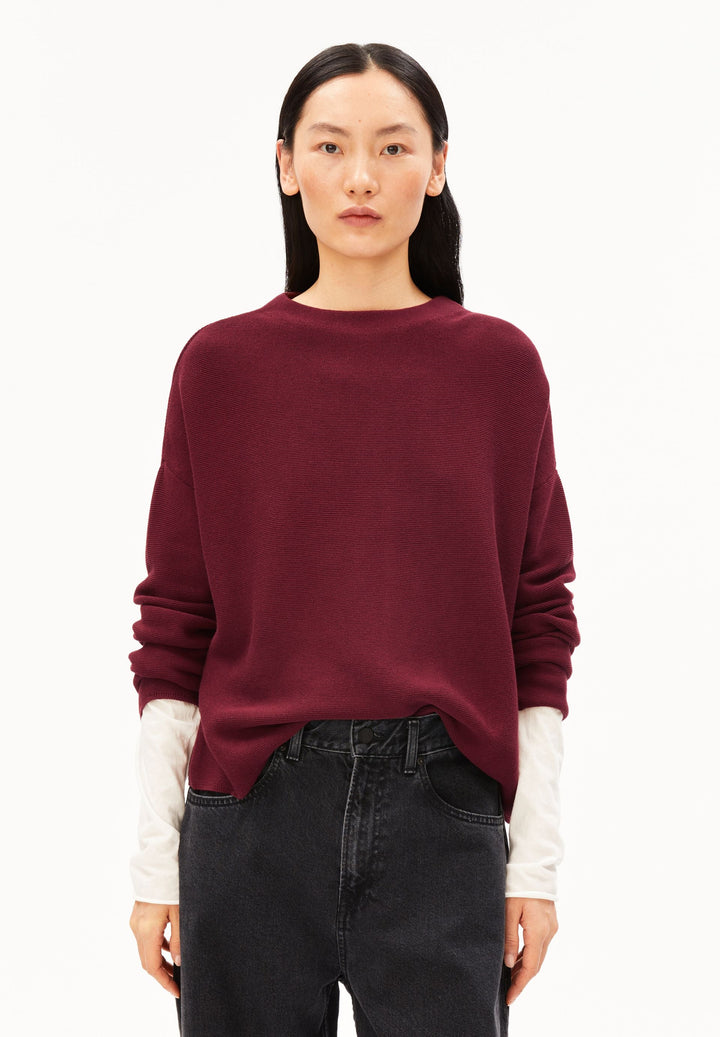 Pullover MERINAA Links-Links Velvet Red von Armedangels Vorderansicht