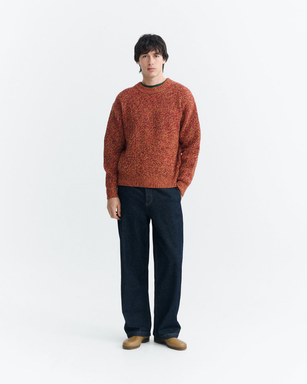 Pullover Santos von Thinking MU, Ganzkörperansicht am Model