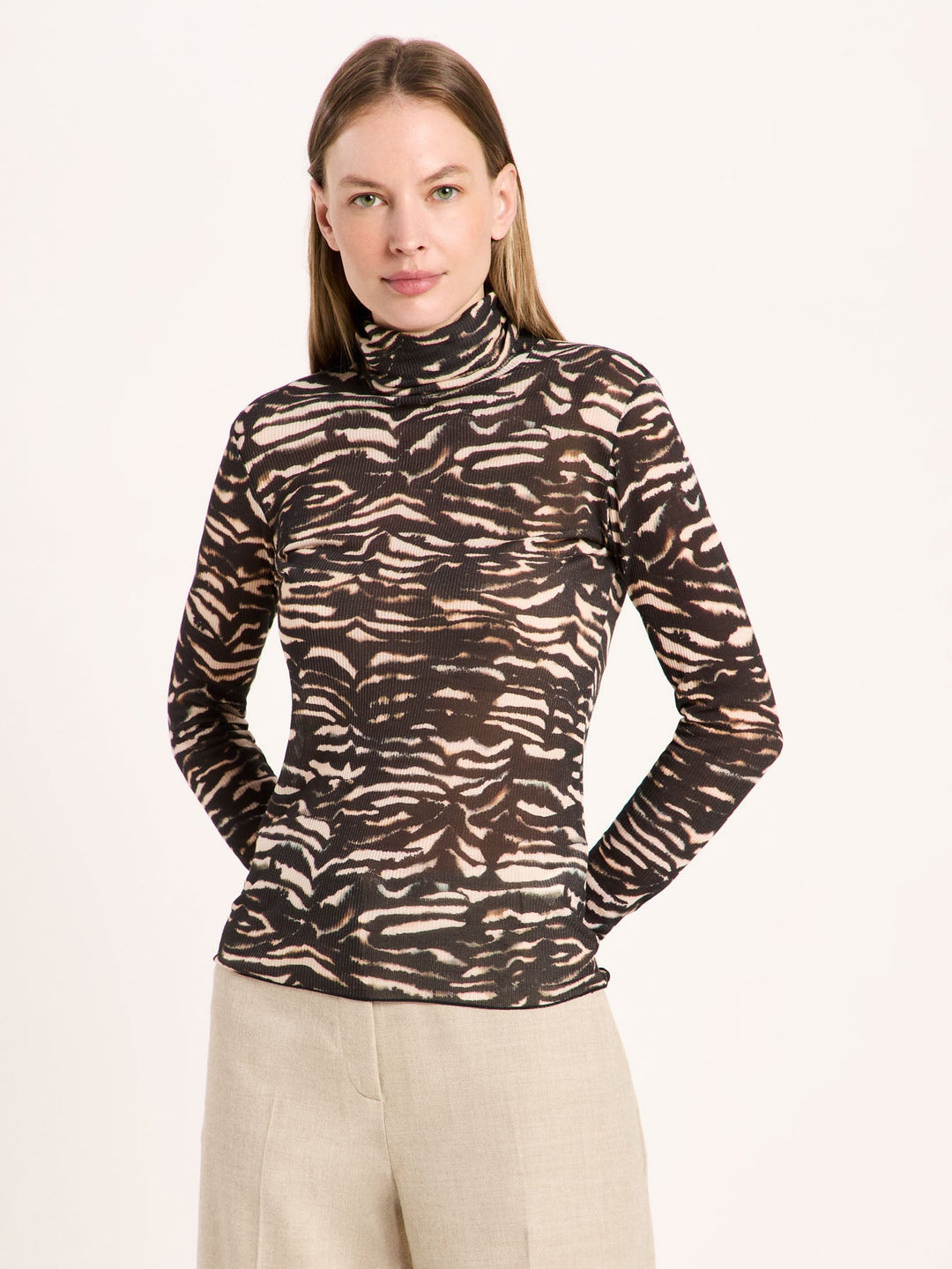 Rollkragenshirt Tencel Print Animal Stripes Rose von Lanius Vorderansicht