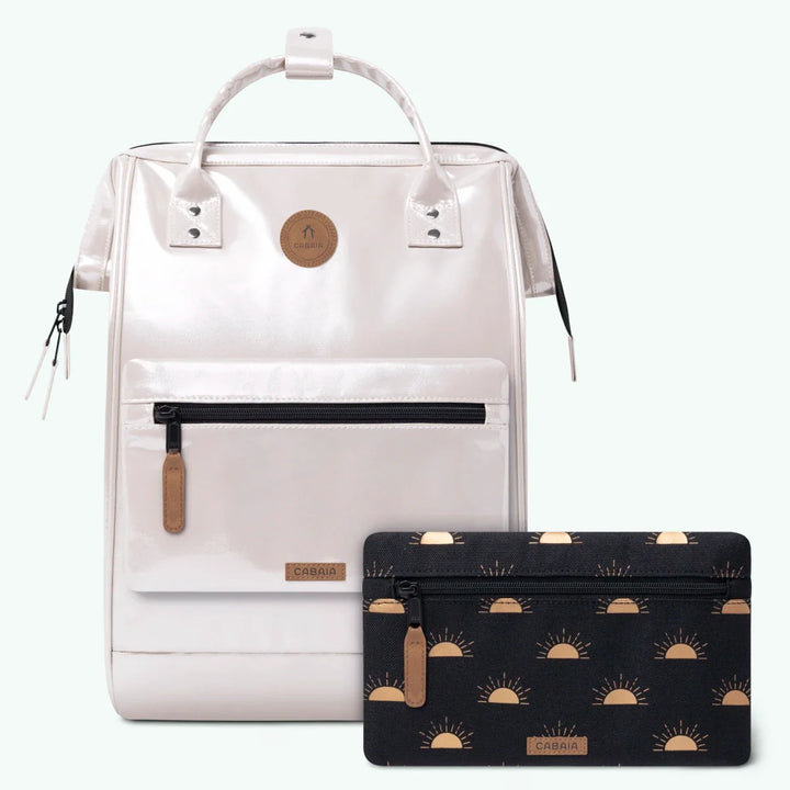 Rucksack Adventurer Large Honolulu Cream von Cabaia, mit beiden Fronttaschen