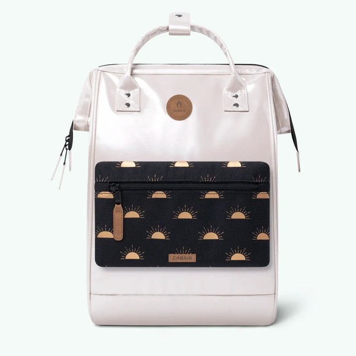 Rucksack Adventurer Large Honolulu Cream von Cabaia, mit schwarzer Fronttasche