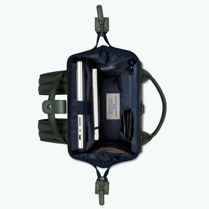 Rucksack Adventurer Medium Bold Avignon von Cabaia, Innenansicht