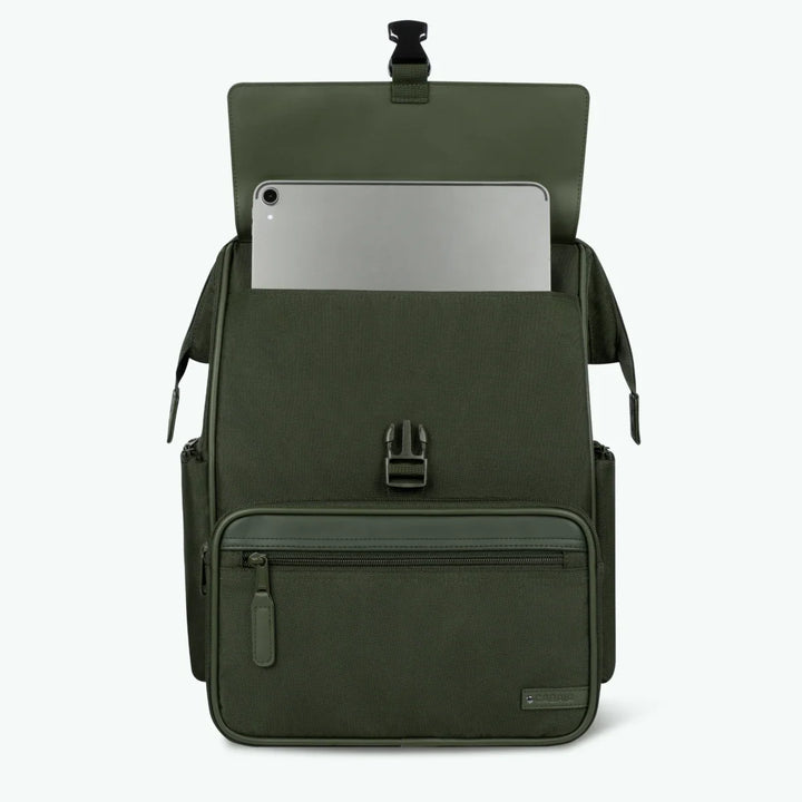 Rucksack Adventurer Medium Bold Avignon von Cabaia, Laptopfach mit Schnellzugriff