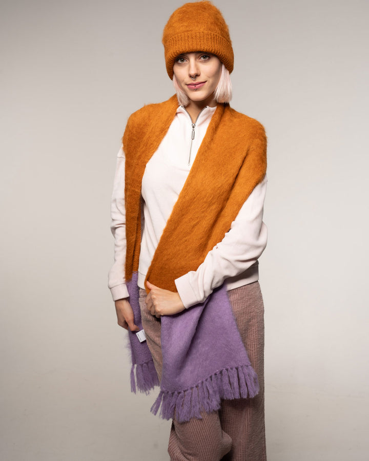 Schal Brushed Scarf Fox von Alma & Lovis lose umgelegt