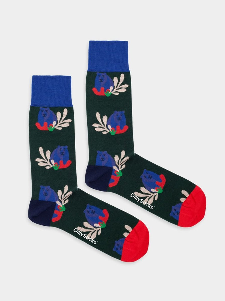 Socken Bear says Hello von DillySocks mit Bärenmotiven auf Grün