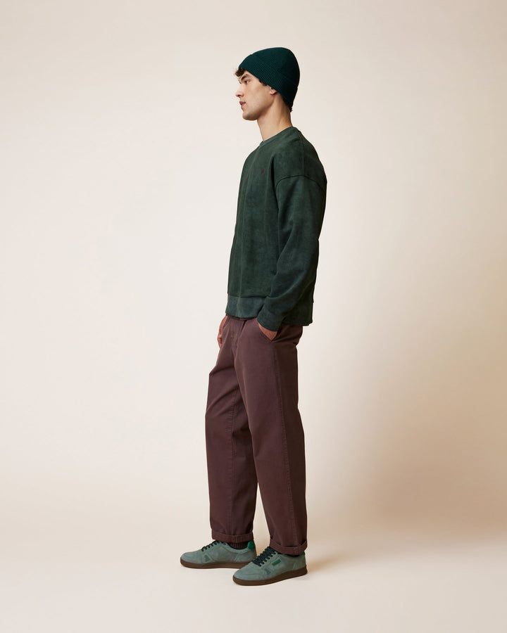 Sweatshirt Fango Dunkelgrün meliert von Faguo am Model