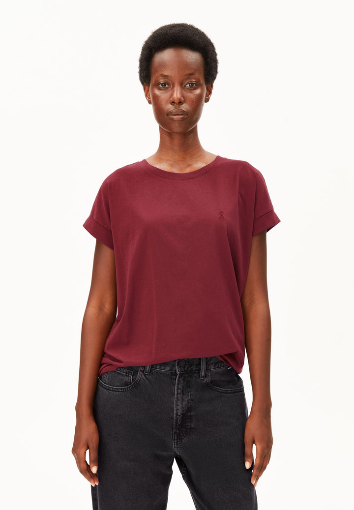 T-Shirt IDAARA Velvet Red von Armedangels Vorderansicht