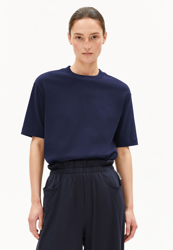 T-Shirt TARJAA Heavyweight Tinted Navy von Armedangels
