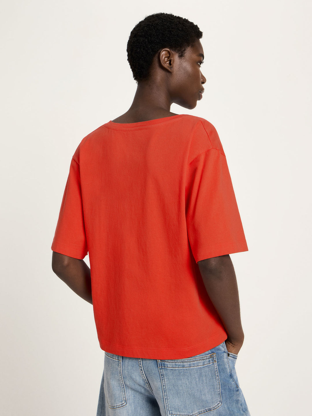 T-Shirt mit V-Ausschnitt GOTS Lava Red von Lanius