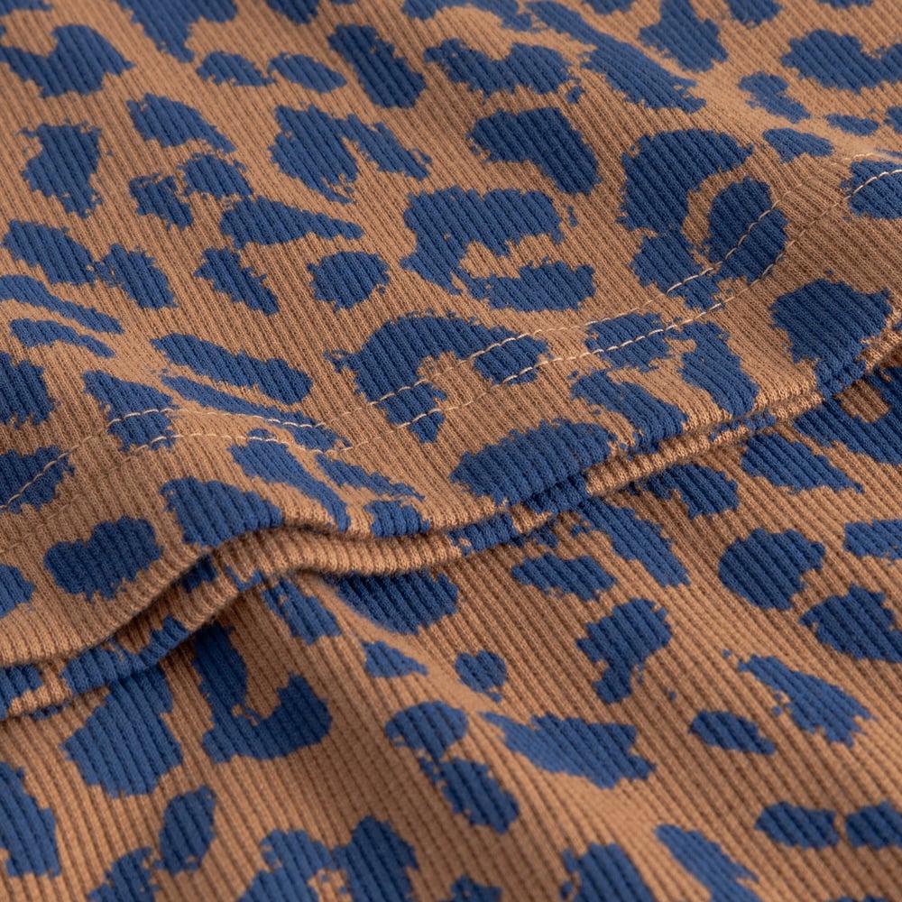 Top Rib Valdermarsvik Leopard Light Brown – Dedicated – Zweiblatt 6