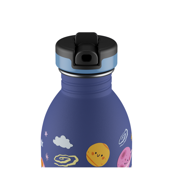 Trinkflasche Urban Kids Space Friends 0.5l – 24 Bottles – Zweiblatt 2