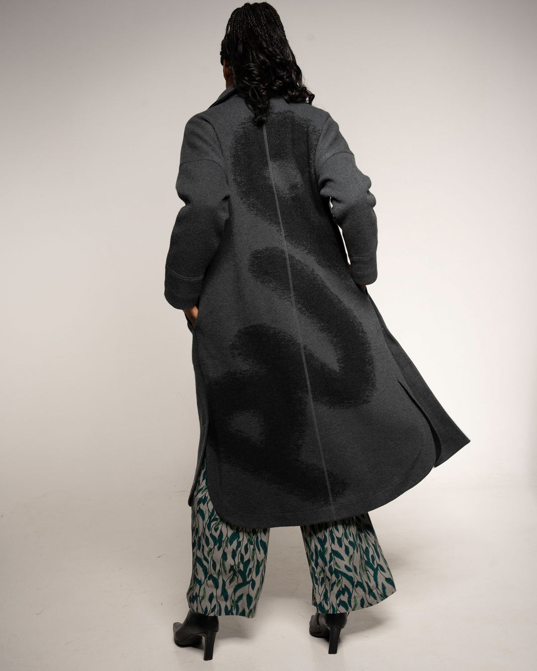 Walkmantel Thymian von Alma & Lovis Ansicht 4