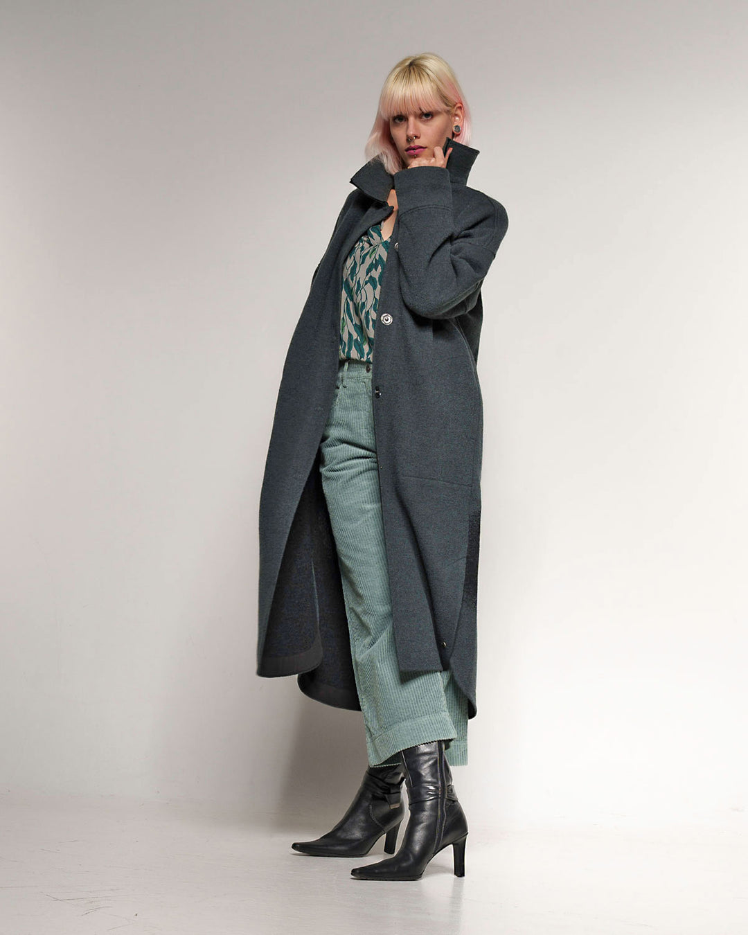 Walkmantel Thymian von Alma & Lovis Ansicht 8