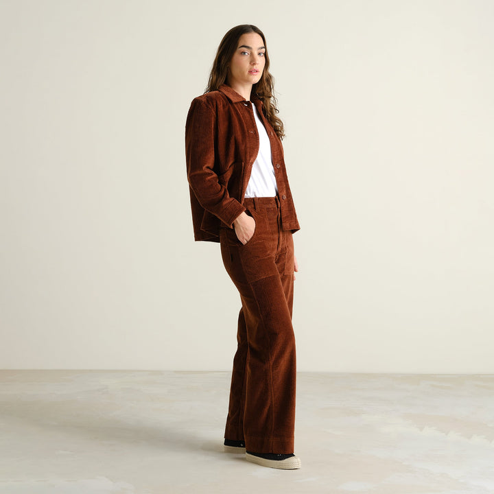 Workwear Pants Vara Corduroy Cappuccino Brown von Dedicated, Seitenansicht