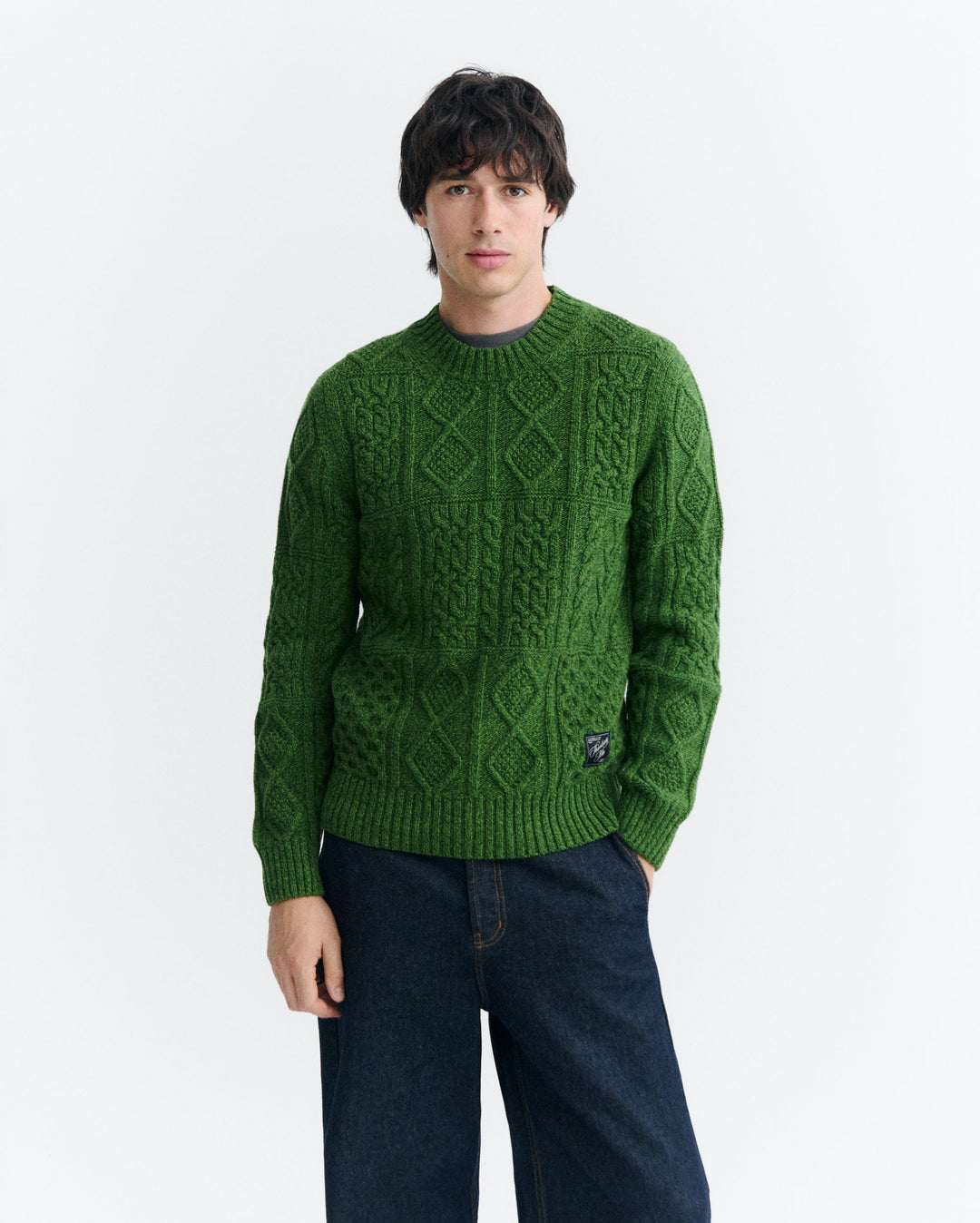 Zopfpullover Rasta Grün von Thinking MU, Vorderansicht am Model